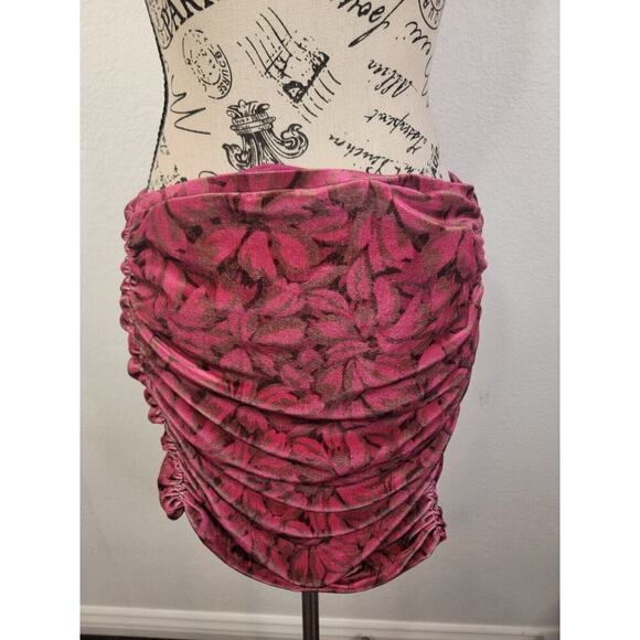Anthropologie Mini Skirt Size Medium Ruched Velvet Floral Pink Pull On - Picture 1 of 9